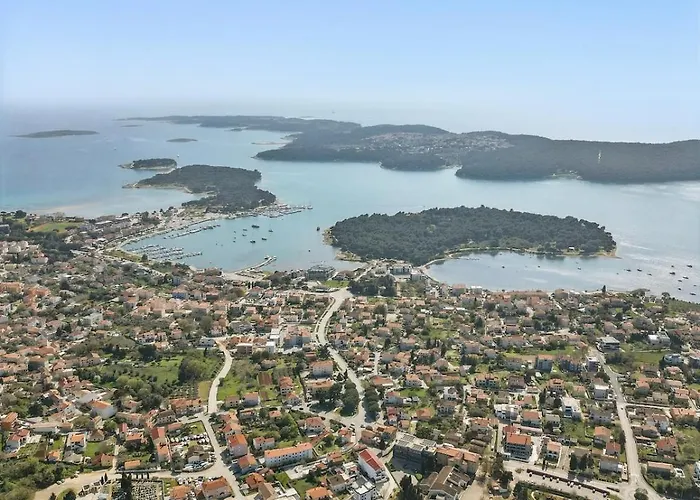 Nautic - - Croatia Medulin