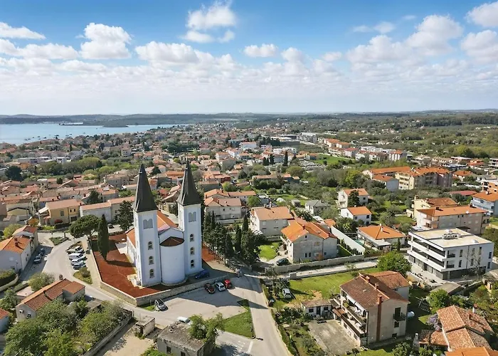 Nautic - - Croatia Medulin
