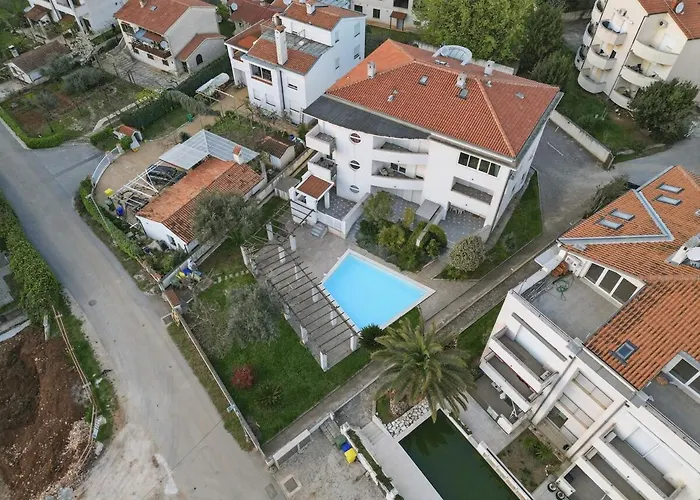 Nautic - - Croatia Apartament *
